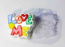 Пластиковая форма для шоколада Love me